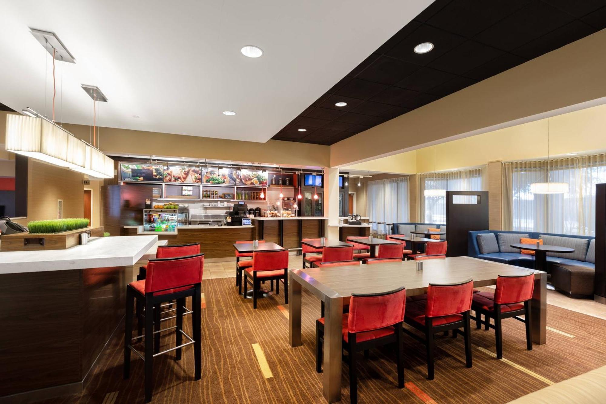Courtyard By Marriott Dallas-Fort Worth/Bedford Zewnętrze zdjęcie