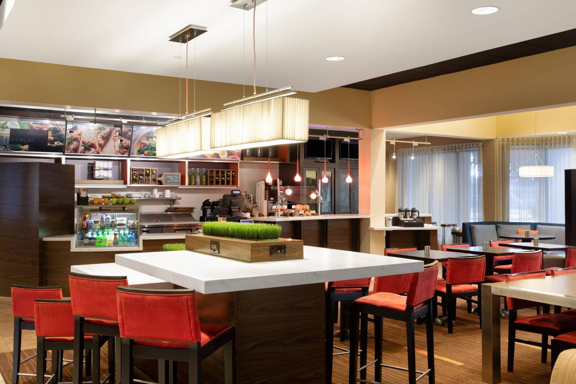 Courtyard By Marriott Dallas-Fort Worth/Bedford Zewnętrze zdjęcie