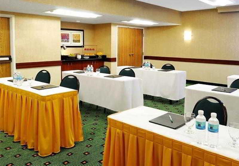 Courtyard By Marriott Dallas-Fort Worth/Bedford Zewnętrze zdjęcie