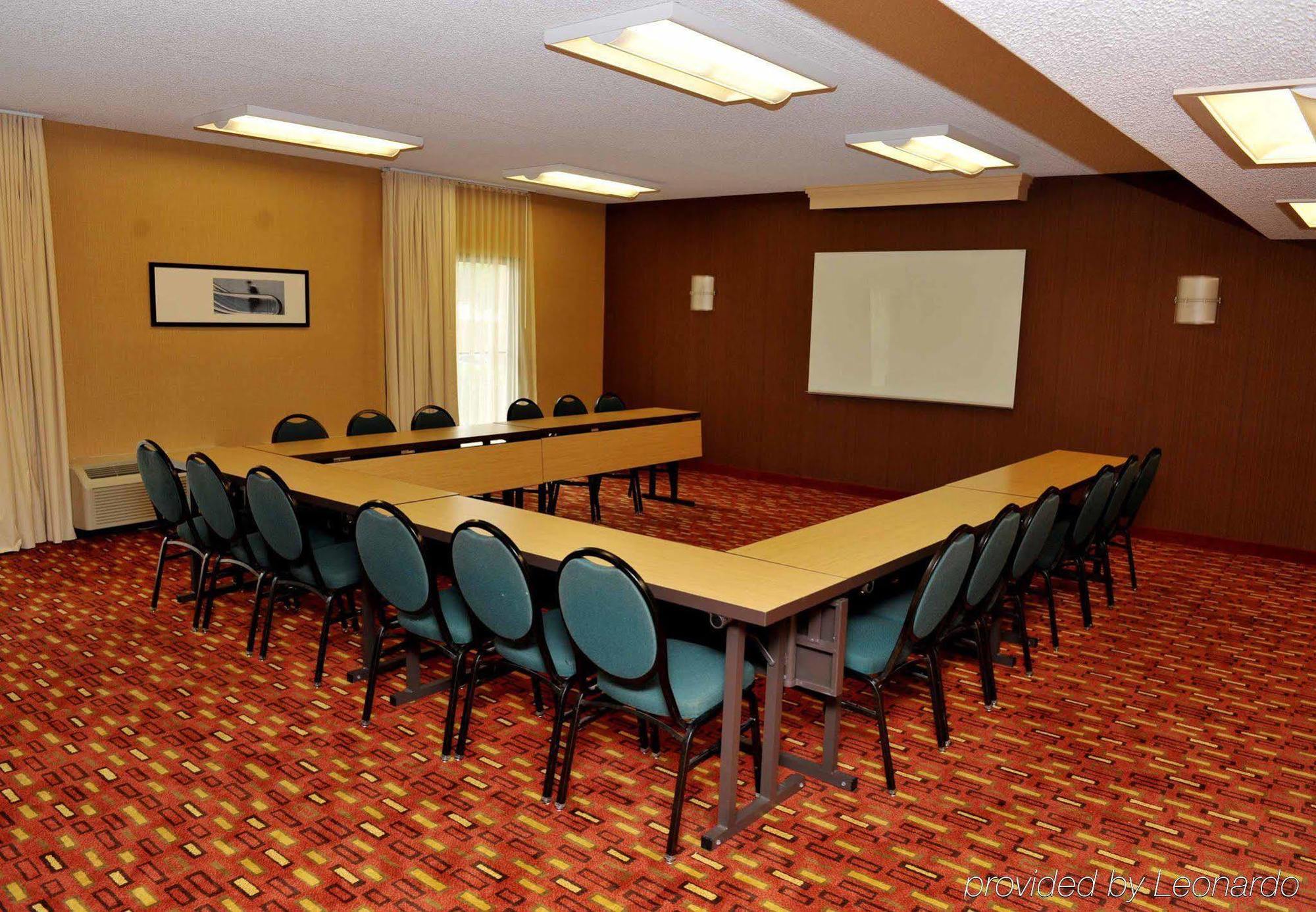 Courtyard By Marriott Dallas-Fort Worth/Bedford Zewnętrze zdjęcie