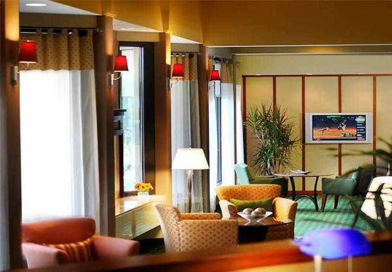 Courtyard By Marriott Dallas-Fort Worth/Bedford Zewnętrze zdjęcie